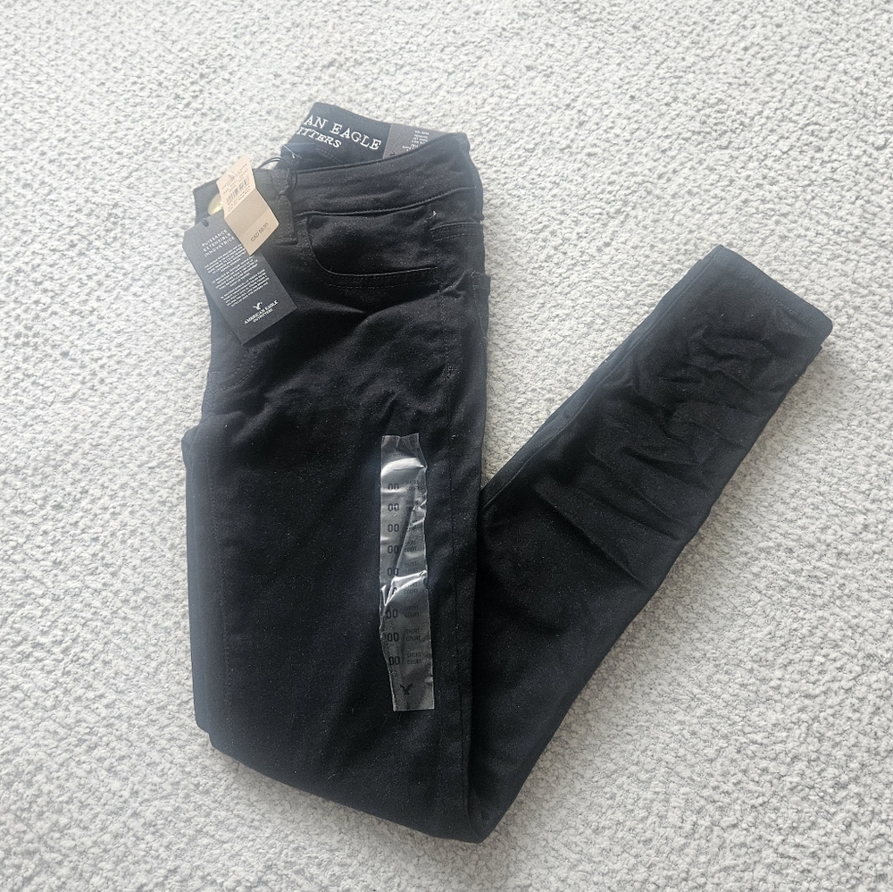 AMERICAN EAGLE Super Stretch Sateen Jegging Black Jet Onyx Low Rise 00 SHORT AE